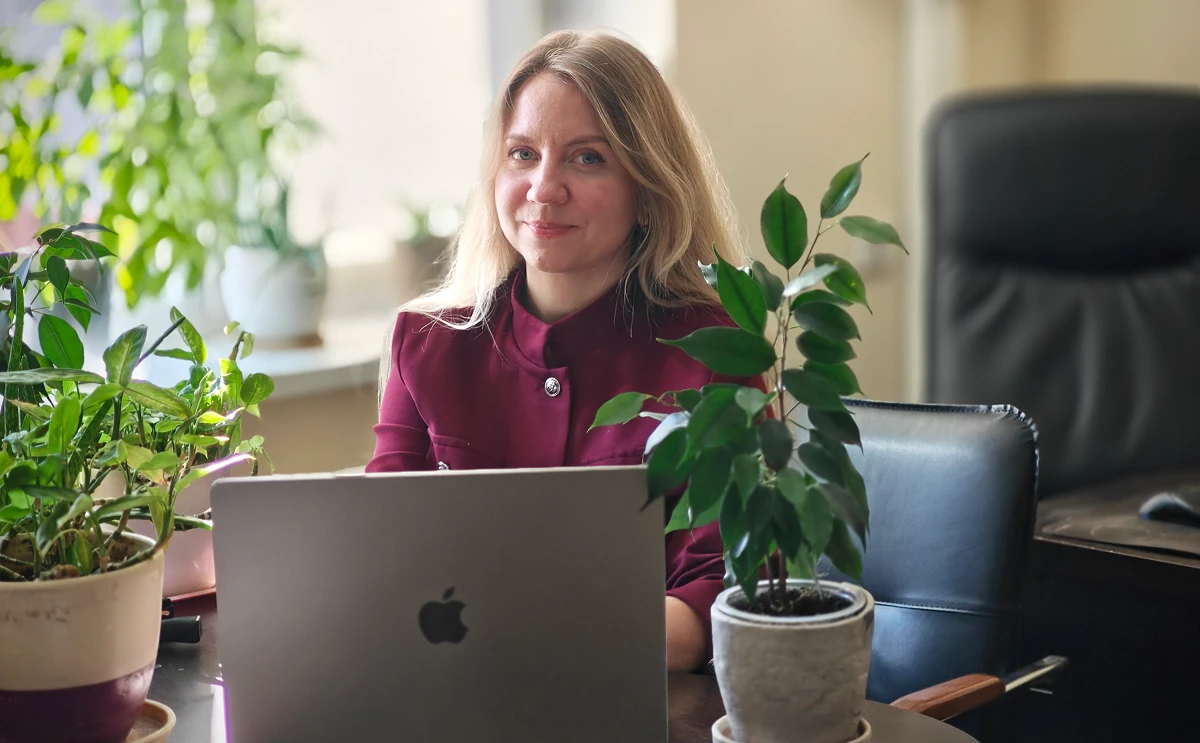 Meet Kate Bershanskaya: the analyst who reads between the lines
